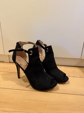 Black Suede Peep-Toe Stiletto Heels with Ankle Strap